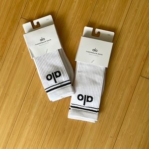 NWT Alo Yoga socks - SOLD